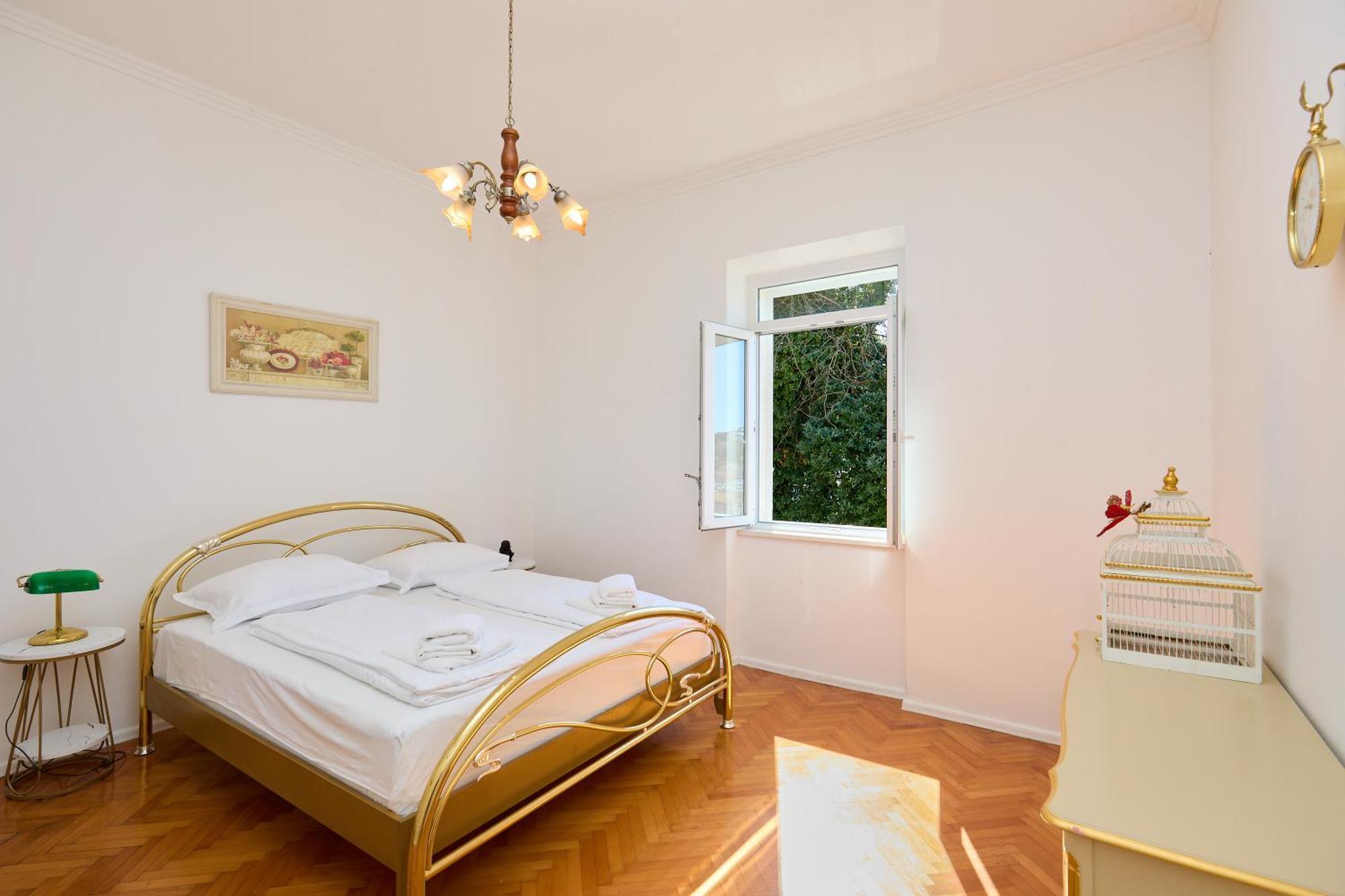 Garden Antique With Bubble Appartement Dubrovnik